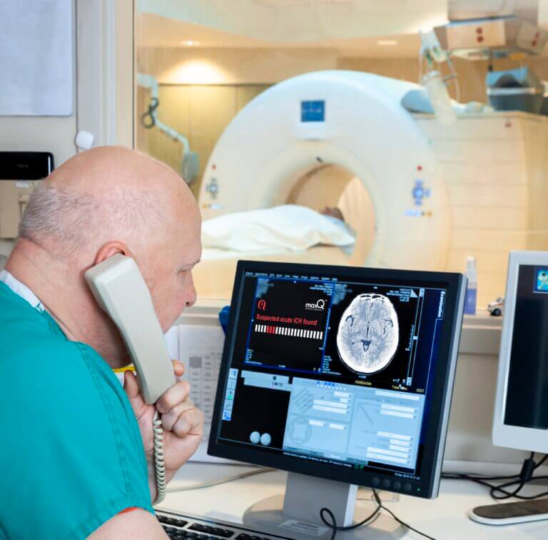 IA applicata alla diagnostica medica: la soluzione di MaxQ AI per le emorragie intracraniche