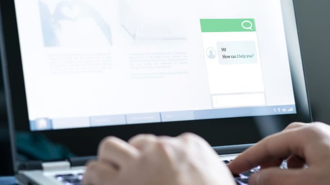 Utilizzando l'intelligenza artificiale e il machine learning, l'IDP automatizza l'analisi e l'estrazione di informazioni da documenti di ogni tipo, convertendo dati non strutturati in informazioni preziose e facilmente elaborabili. 