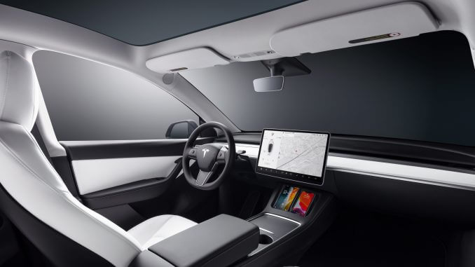 Tesla guida autonoma