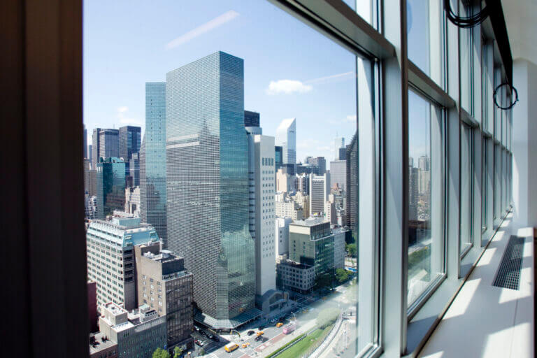 Governo: la presidente Meloni chiede regolamentazione dell'AI e "algoretica"