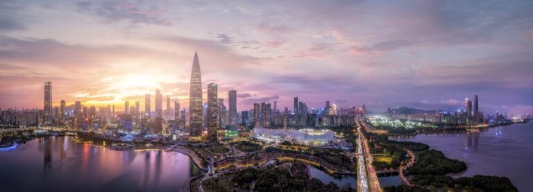Captivating,Shenzhen,Skyline,At,Sunset,With,Reflections,And,City,Lights