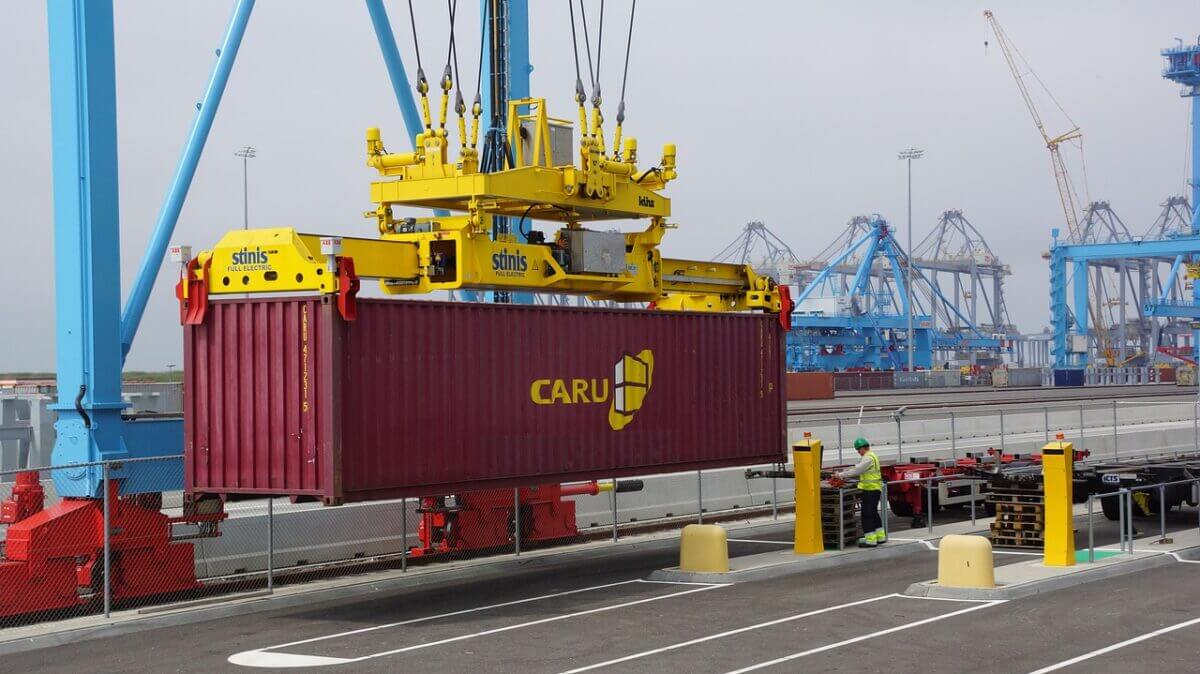 logistica italiana AI