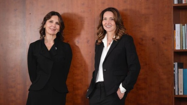 Da sinistra: Francesca Pacini, direzione qualità e comunicazione di Pacini Editore, e Patrizia Alma Pacini, amministratore delegato di Pacini Editore