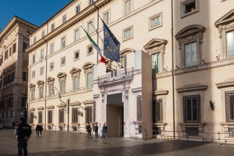 decreti italiani intelligenza artificiale